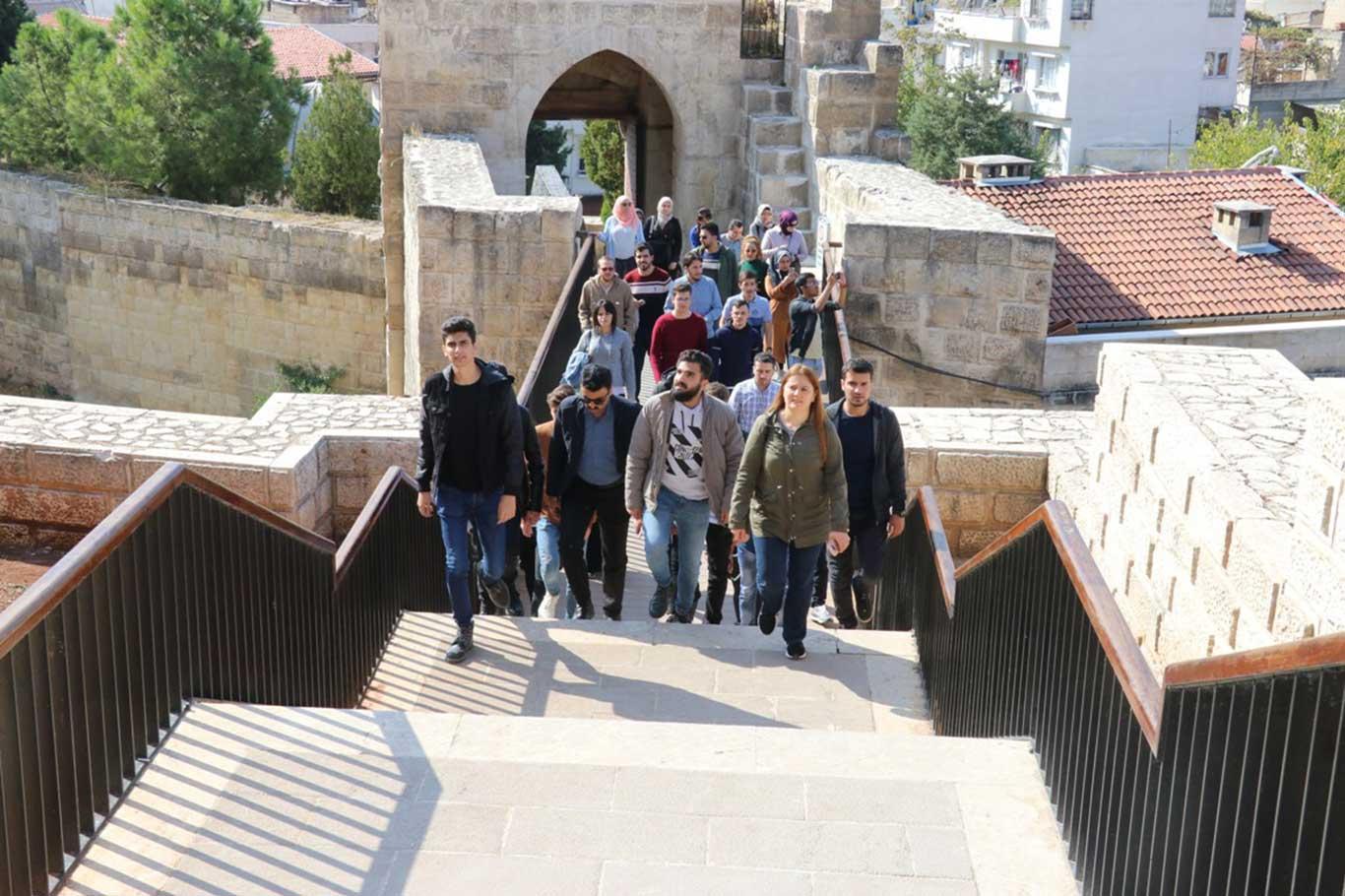 Yabancı öğrencilere Gaziantep tanıtılıyor Yabancı öğrencilere Gaziantep tanıtılıyor